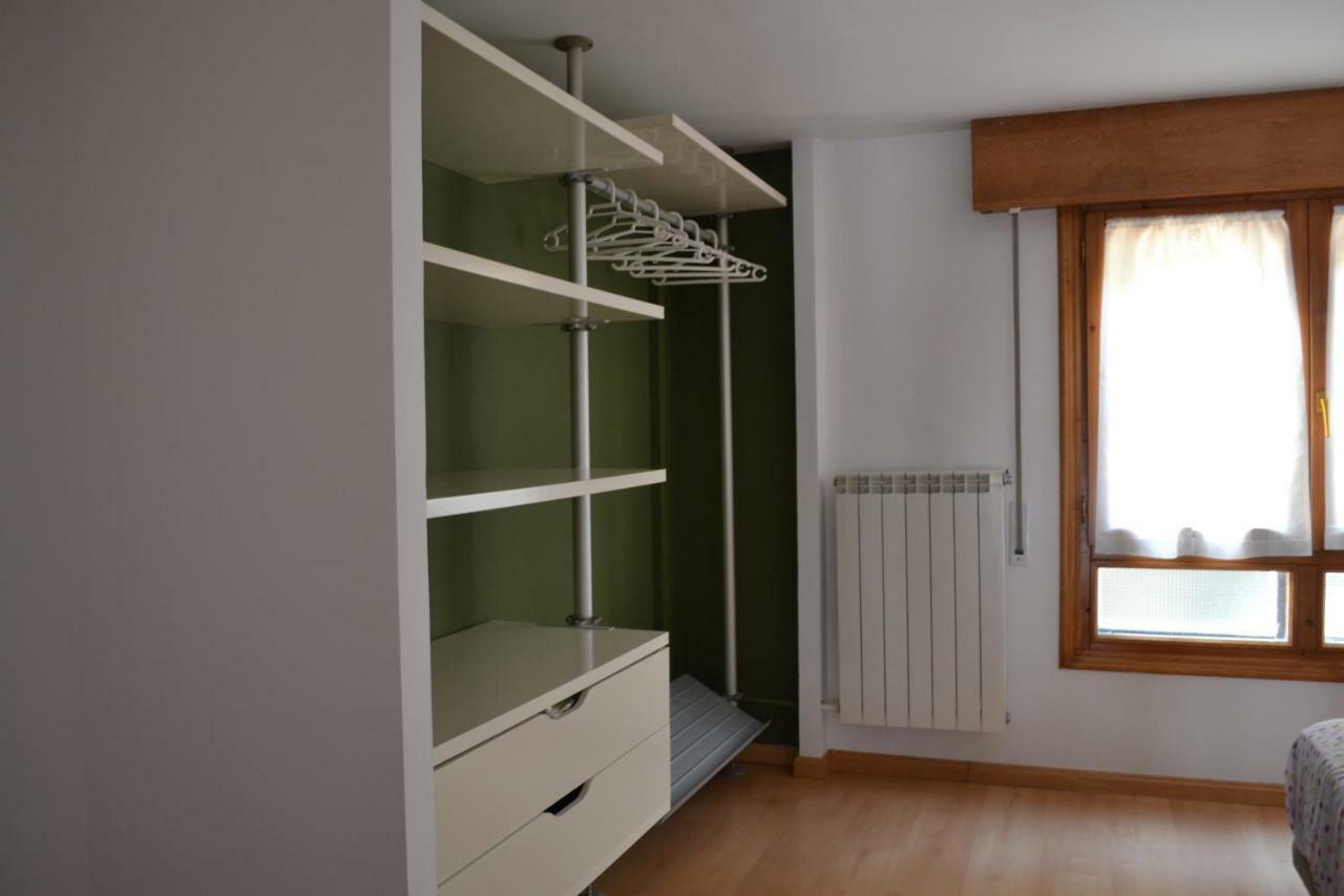 Apartamento Puerta Del Pirineo Sabinanigo Luaran gambar