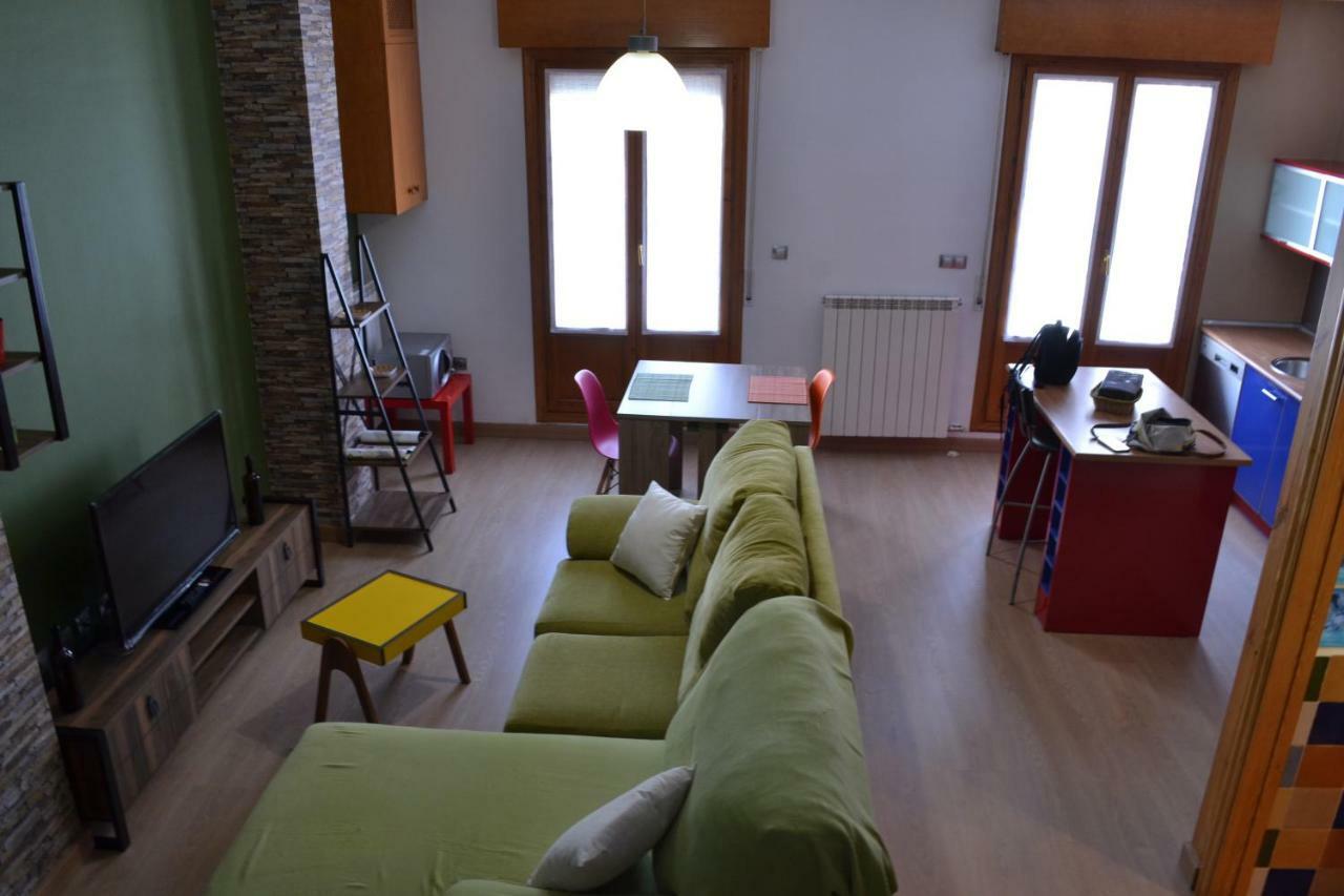 Apartamento Puerta Del Pirineo Sabinanigo Luaran gambar