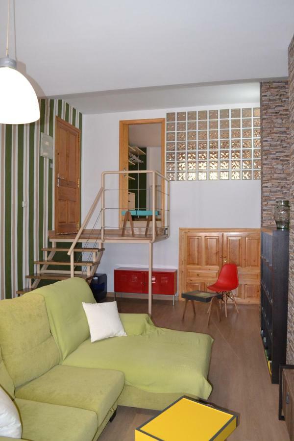 Apartamento Puerta Del Pirineo Sabinanigo Luaran gambar