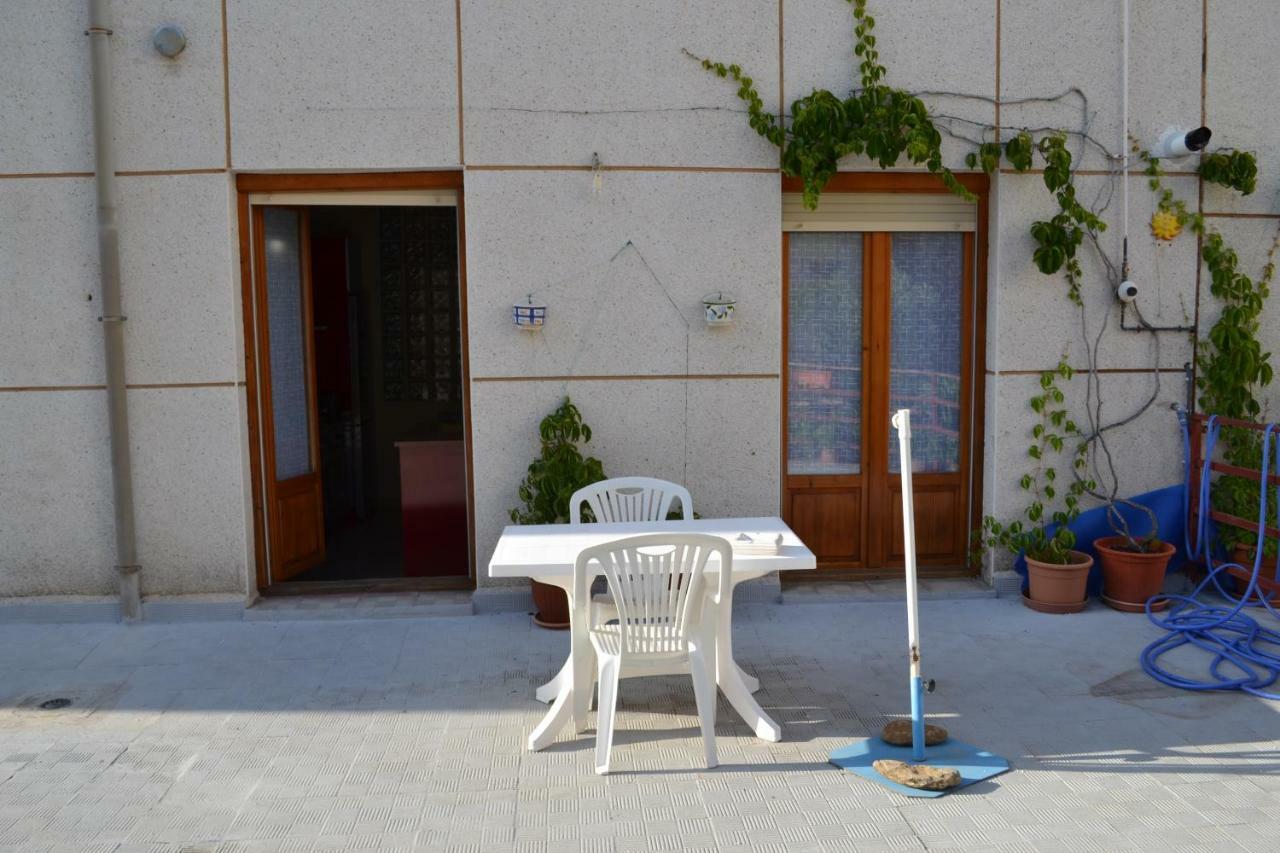 Apartamento Puerta Del Pirineo Sabinanigo Luaran gambar